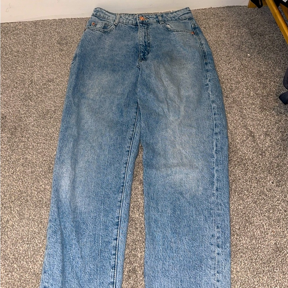 Zara jeans size 4